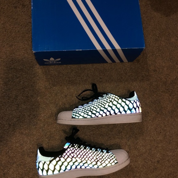 adidas night light shoes